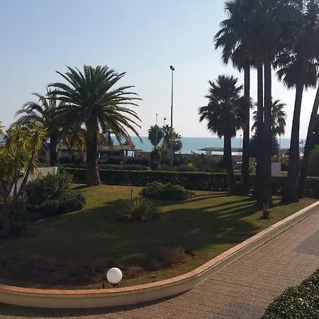 Roc Et Galets * Saint-Laurent-du-Var